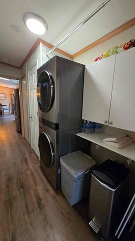 285 Berry Lane, Wisconsin Dells, WI 53965