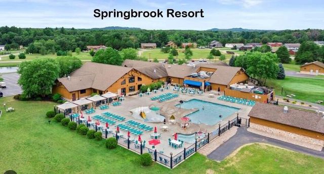 285 Berry Lane, Wisconsin Dells, WI 53965