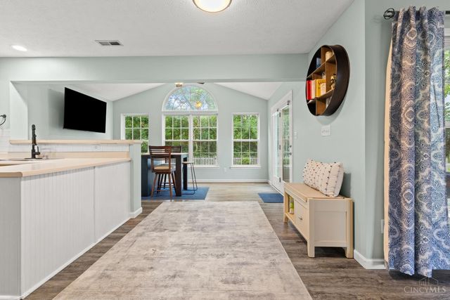 130 McDaniels Lane, Springboro, OH 45066
