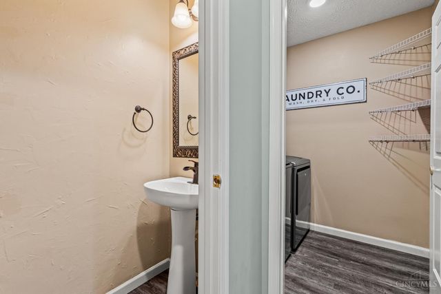 130 McDaniels Lane, Springboro, OH 45066