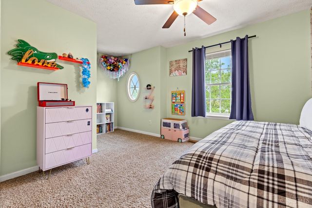130 McDaniels Lane, Springboro, OH 45066