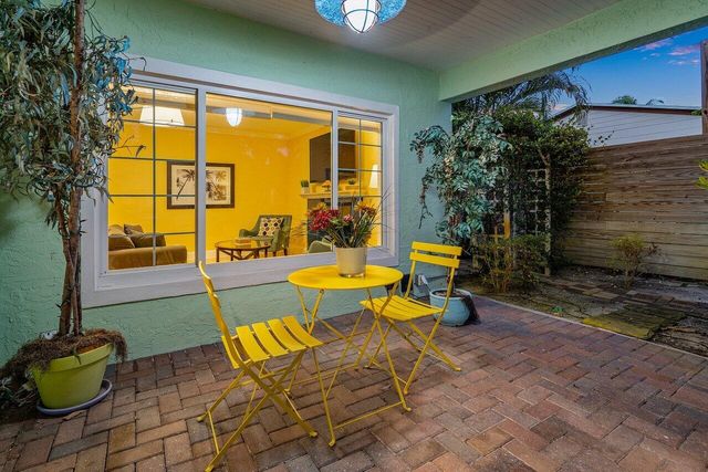 520 NE 3RD Avenue, Delray Beach, FL 33444