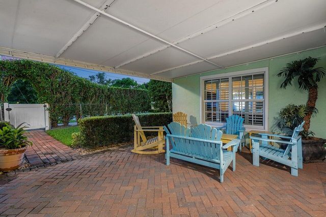 520 NE 3RD Avenue, Delray Beach, FL 33444