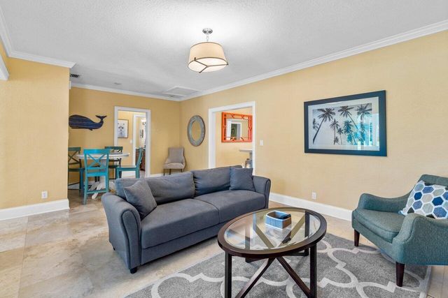 520 NE 3RD Avenue, Delray Beach, FL 33444