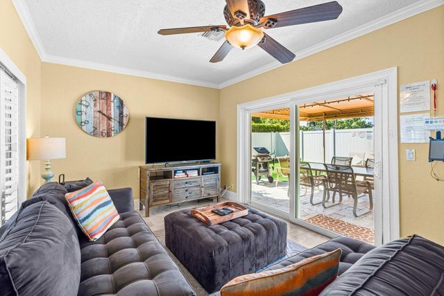 520 NE 3RD Avenue, Delray Beach, FL 33444