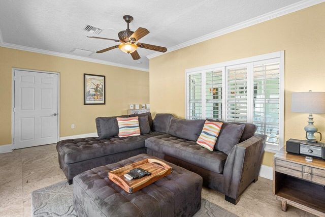 520 NE 3RD Avenue, Delray Beach, FL 33444