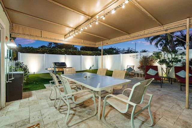520 NE 3RD Avenue, Delray Beach, FL 33444