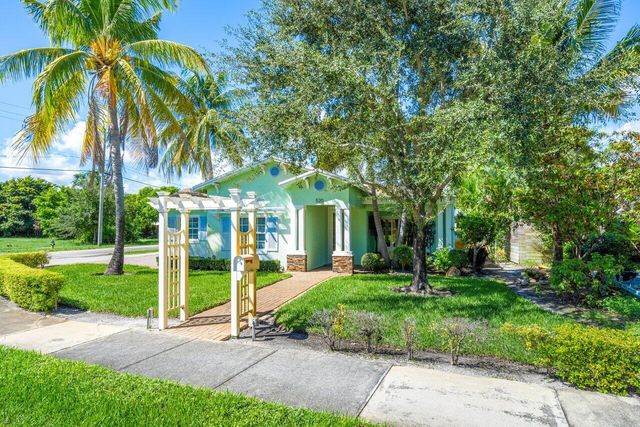 520 NE 3RD Avenue, Delray Beach, FL 33444
