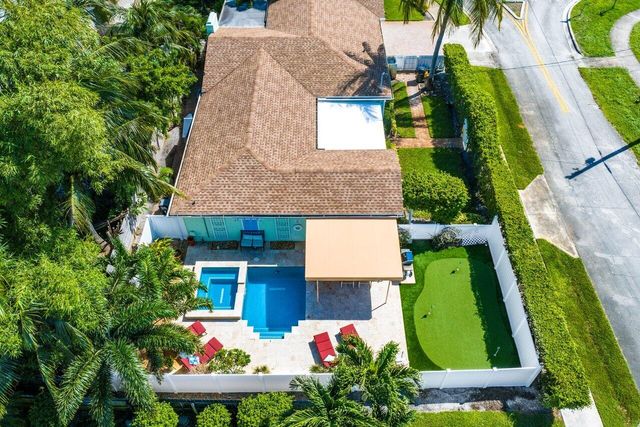 520 NE 3RD Avenue, Delray Beach, FL 33444