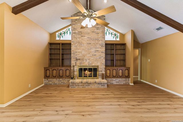 6119 Shady Creek, Windcrest, TX 78239