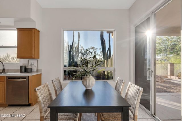 12925 N High Hawk Drive, Marana, AZ 85658