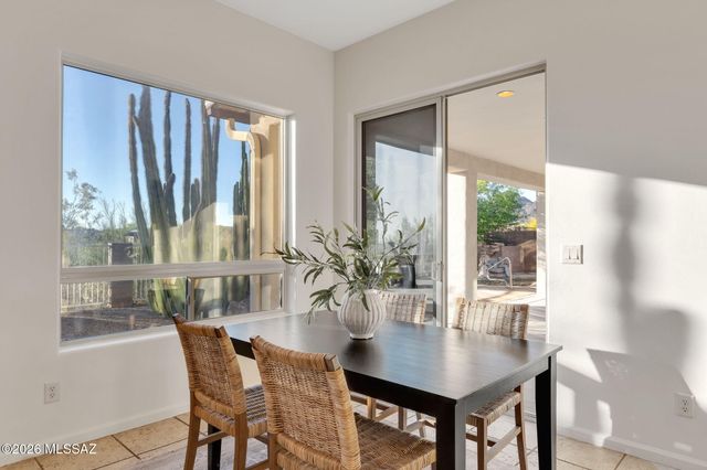 12925 N High Hawk Drive, Marana, AZ 85658