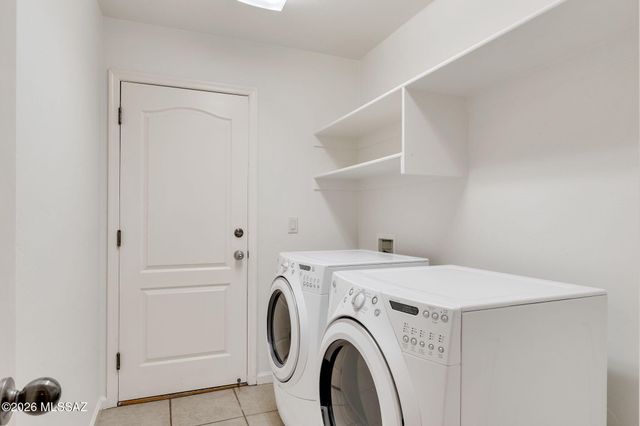 12925 N High Hawk Drive, Marana, AZ 85658