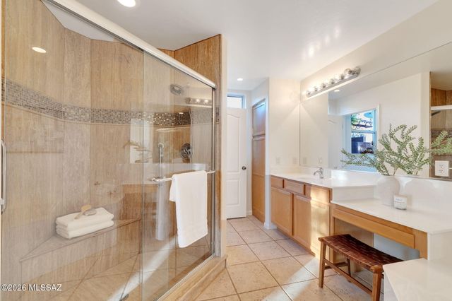 12925 N High Hawk Drive, Marana, AZ 85658