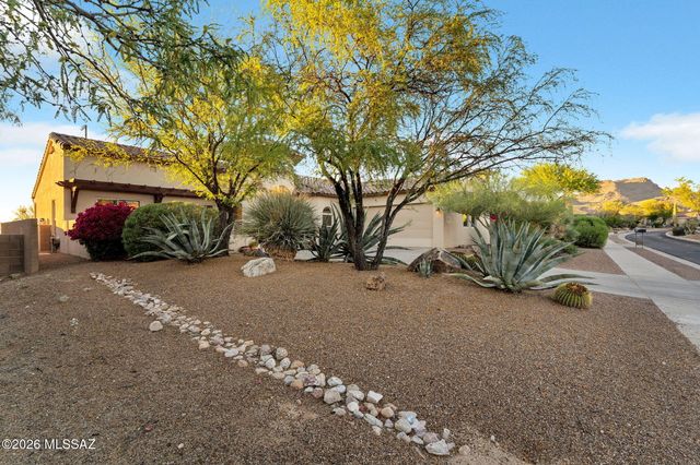 12925 N High Hawk Drive, Marana, AZ 85658