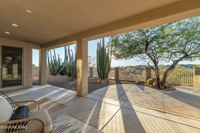 12925 N High Hawk Drive, Marana, AZ 85658