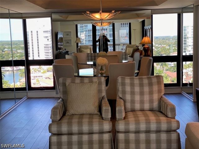 4551 Gulf Shore BLVD N 1606, Naples, FL 34103