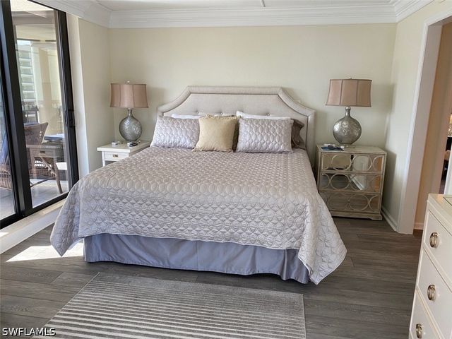 4551 Gulf Shore BLVD N 1606, Naples, FL 34103