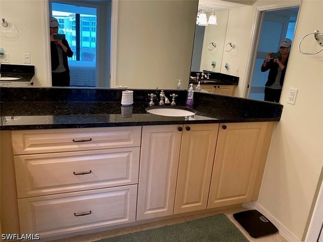 4551 Gulf Shore BLVD N 1606, Naples, FL 34103