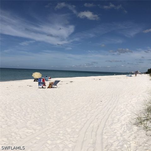 4551 Gulf Shore BLVD N 1606, Naples, FL 34103