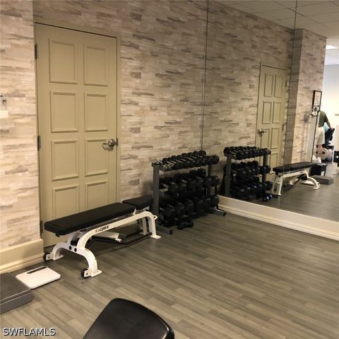 4551 Gulf Shore BLVD N 1606, Naples, FL 34103