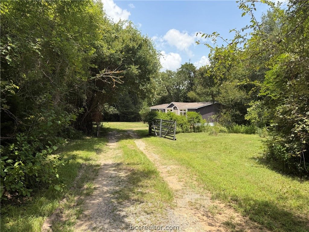 10801 Noble Oaks Lane, Bryan, TX 77807 — photo 5