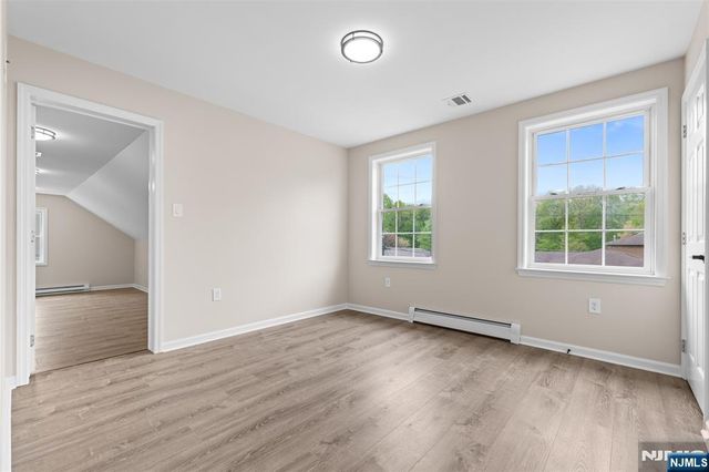 128 Big Piece Road, Fairfield, NJ 07004
