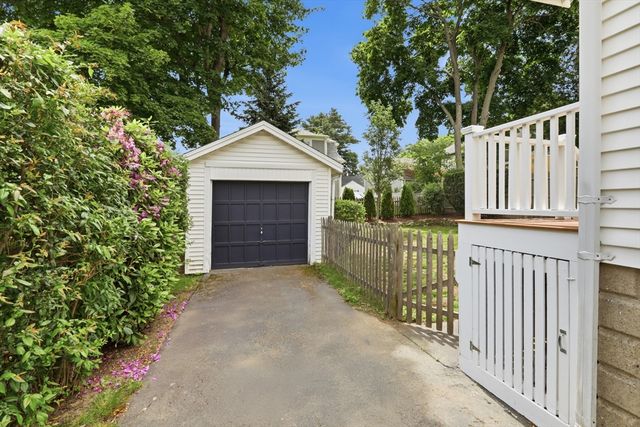 9 Mendum Street, Melrose, MA 02176