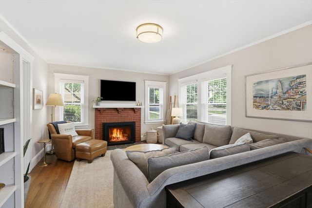 9 Mendum Street, Melrose, MA 02176