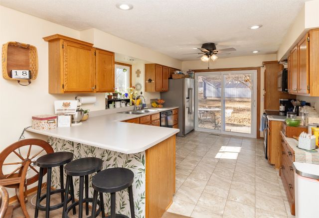 4532 71st Street, Urbandale, IA 50322