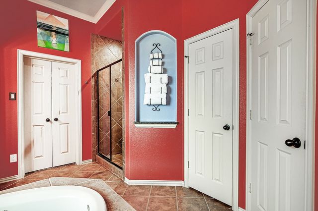 1100 Starleaf Drive, Mansfield, TX 76063