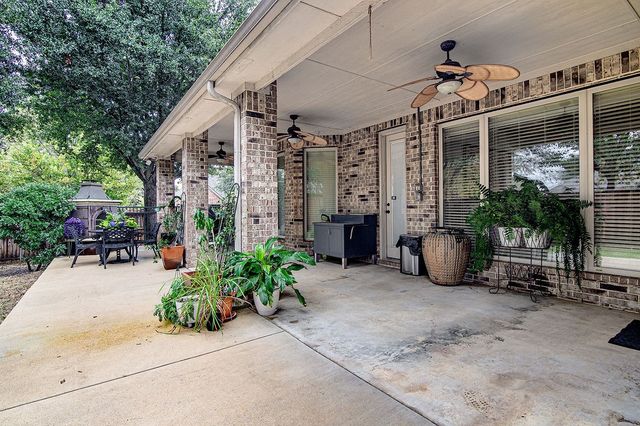 1100 Starleaf Drive, Mansfield, TX 76063