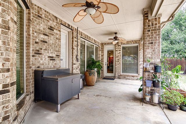 1100 Starleaf Drive, Mansfield, TX 76063