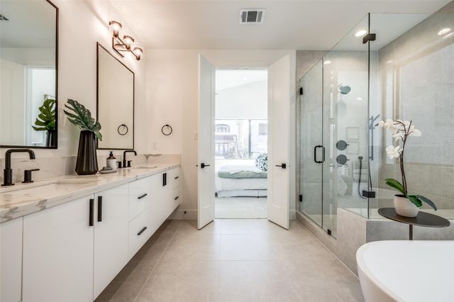 2412 Elmen Street, Houston, TX 77019