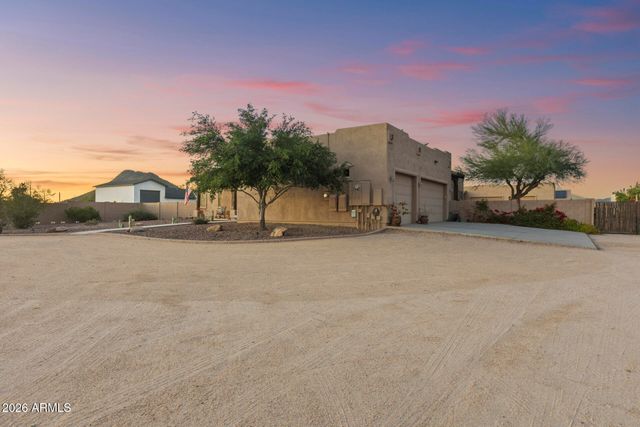 14526 W JOMAX Road, Surprise, AZ 85387