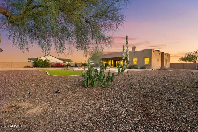 14526 W JOMAX Road, Surprise, AZ 85387