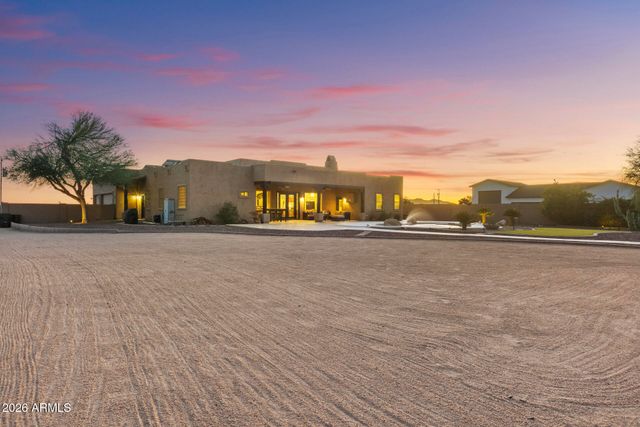14526 W JOMAX Road, Surprise, AZ 85387