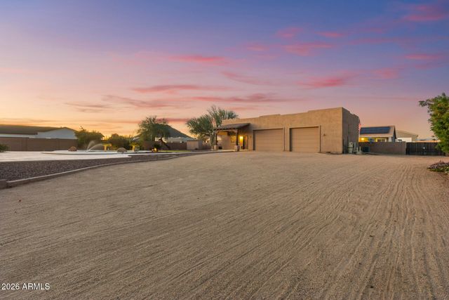 14526 W JOMAX Road, Surprise, AZ 85387