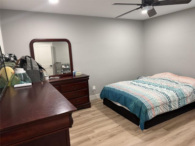 415 W Lake Drive, Livingston, TX 77351