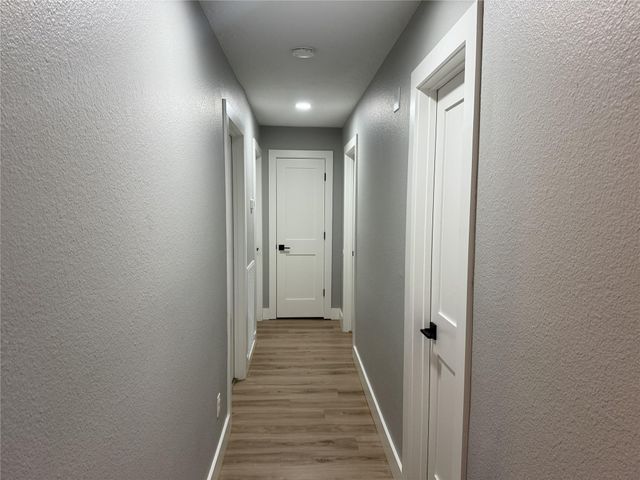 415 W Lake Drive, Livingston, TX 77351