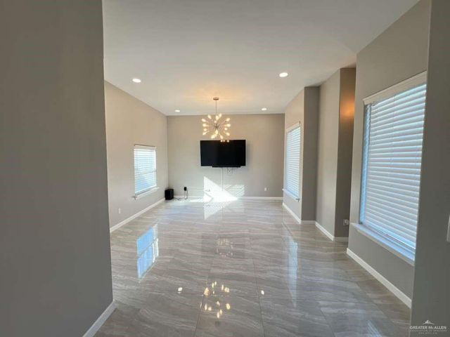 5511 N 36th Lane, Mcallen, TX 78504