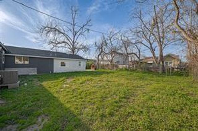 2401 Spence Street Street A, Houston, TX 77093
