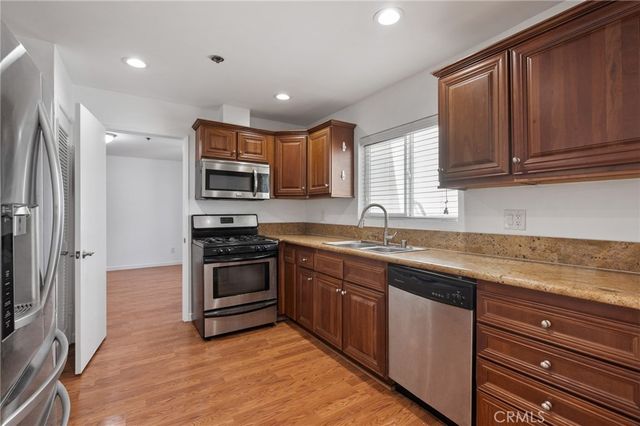 138 S Adams 1, Glendale, CA 91205