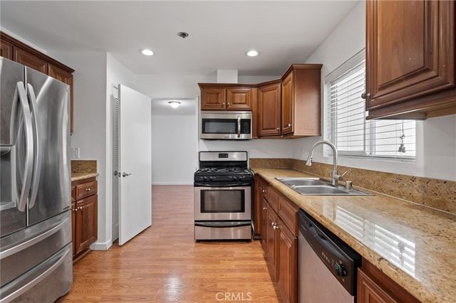 138 S Adams 1, Glendale, CA 91205