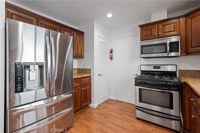 138 S Adams 1, Glendale, CA 91205