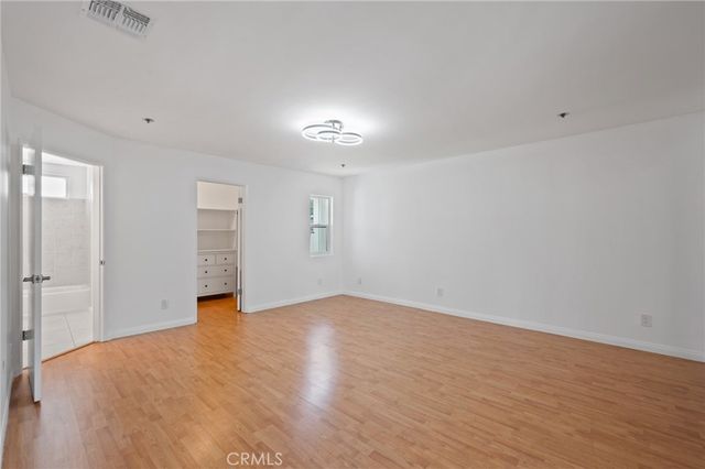 138 S Adams 1, Glendale, CA 91205