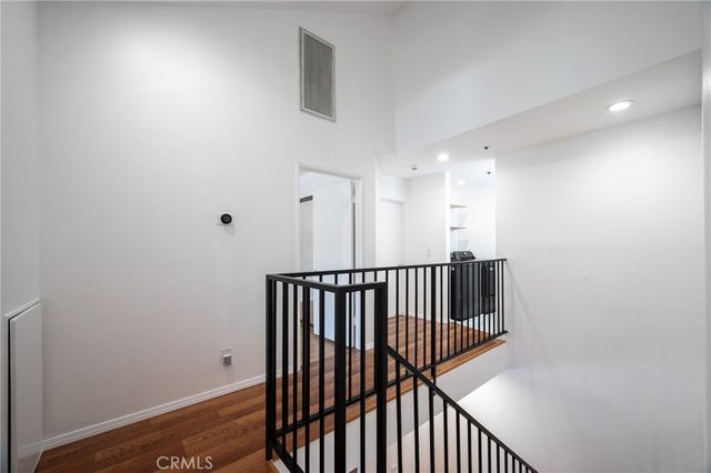 138 S Adams 1, Glendale, CA 91205