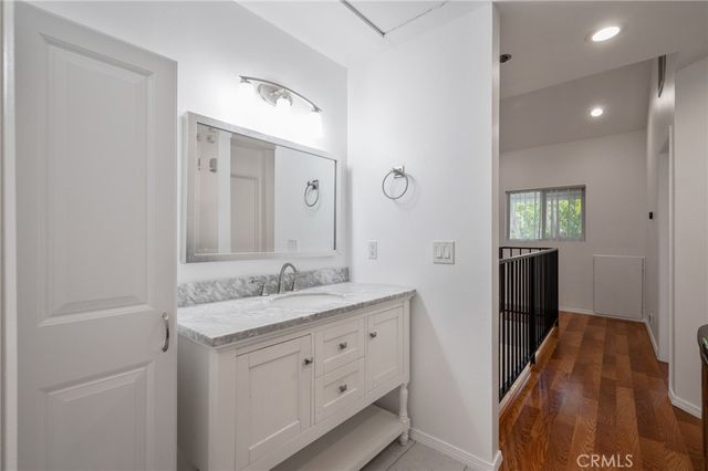 138 S Adams 1, Glendale, CA 91205