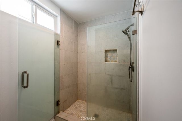 138 S Adams 1, Glendale, CA 91205
