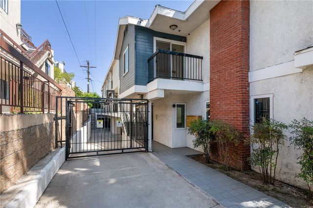 138 S Adams 1, Glendale, CA 91205